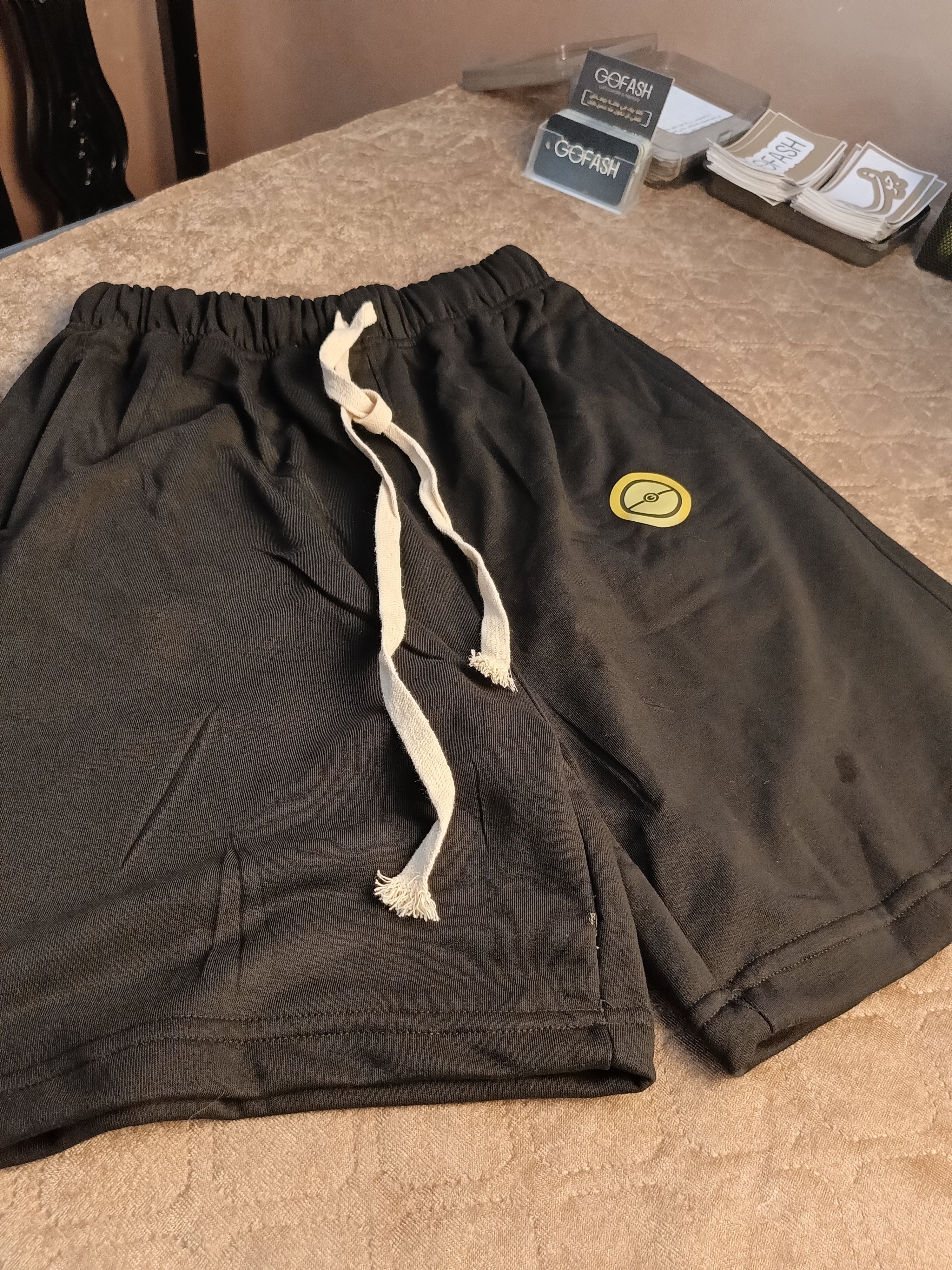 Short (Black)