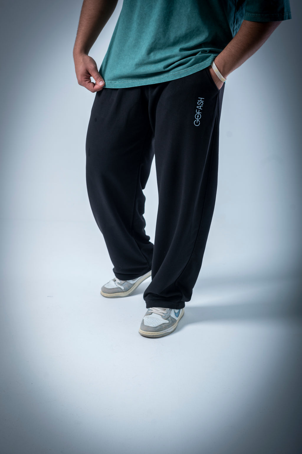 Sweatpants (Black)