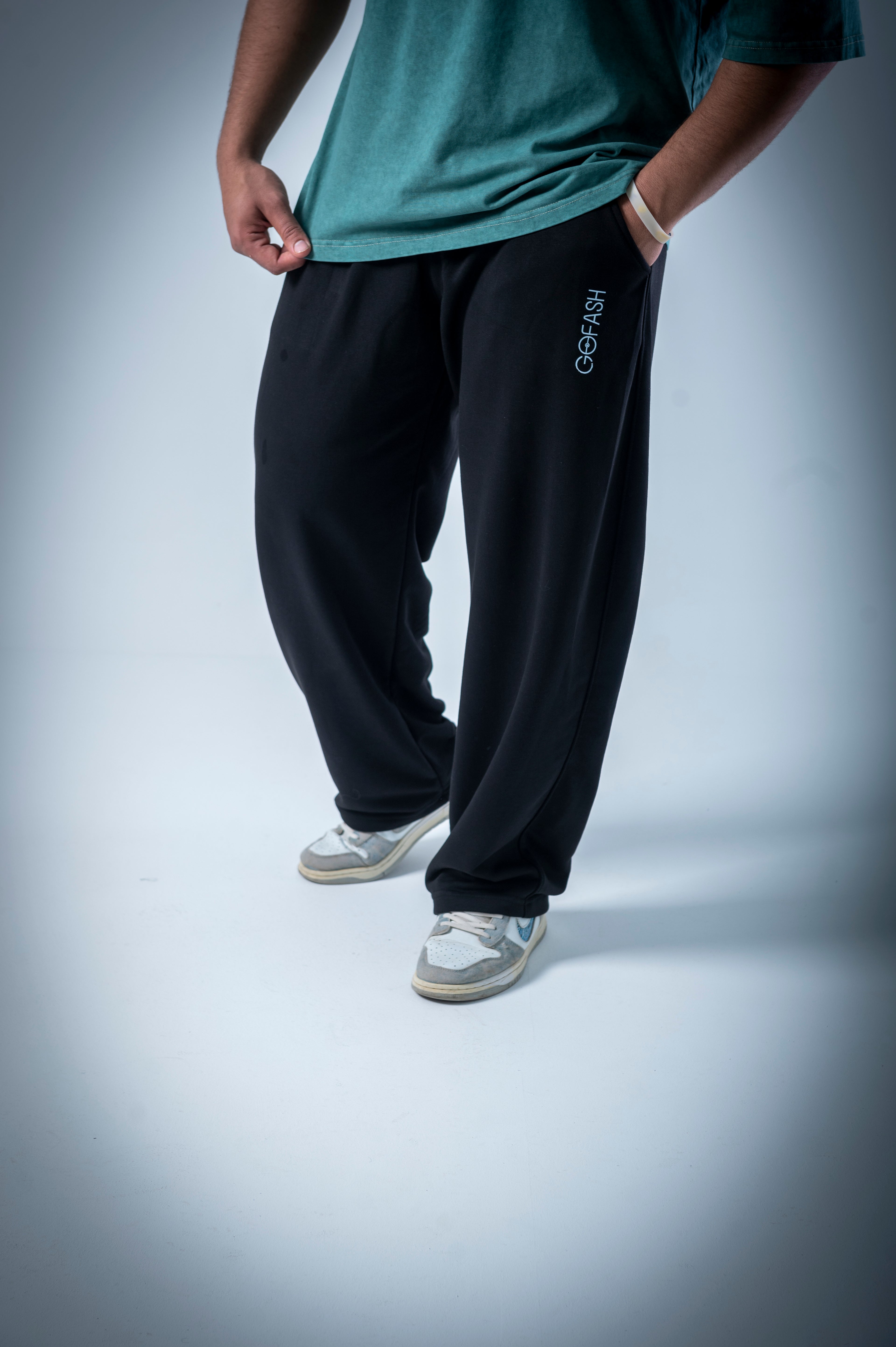 Sweatpants (Black)