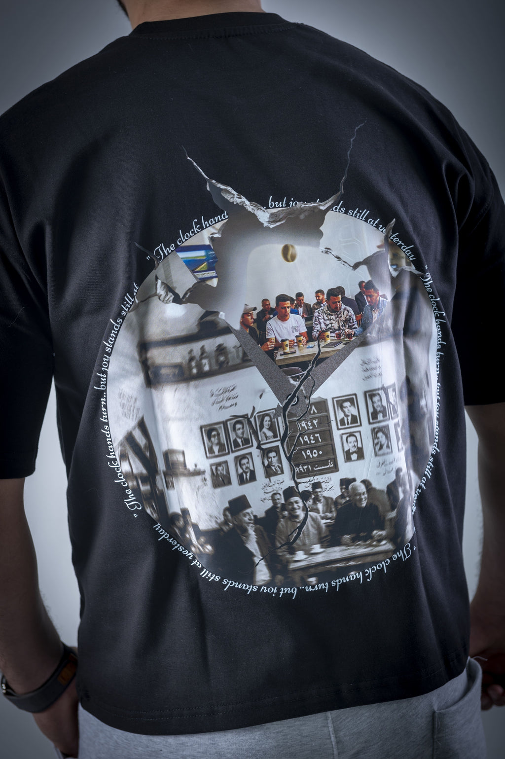 Memories T-shirt (Black)